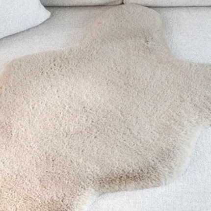 Mon Château SINGLE Faux Fur Rug