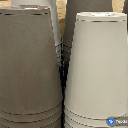 Grosfillex Tokyo 16" Stacking Planter