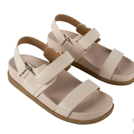 DV Women's sandal with strap