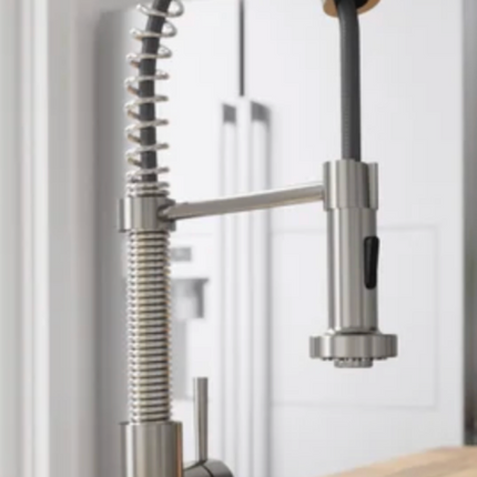 VIGO Pull Down Spray Kitchen Faucet (NO BOX)USED