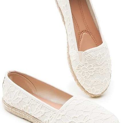 Oneiya White Flat Embroidered Flower Size 6