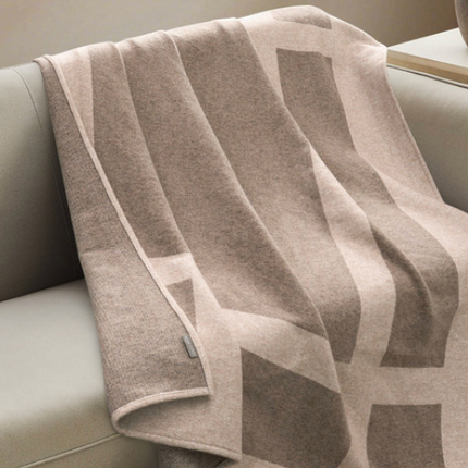 Chalet Décor Woven Throw