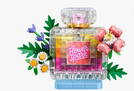LEGO Creator 3 in 1 Floral Decor Perfume Bottle (31383)