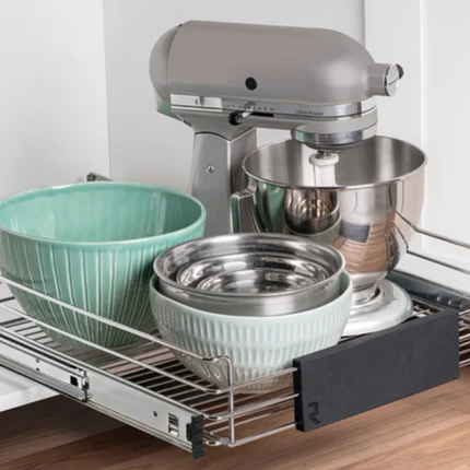 Richelieu Adjustable Pull-out Kitchen Cabinet Organizer