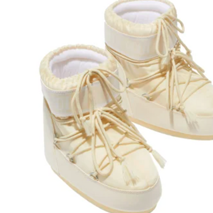 Moon Boots