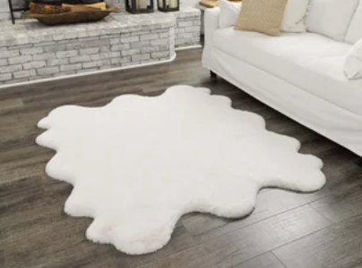 Mon Château SEXTO Faux Fur Rug